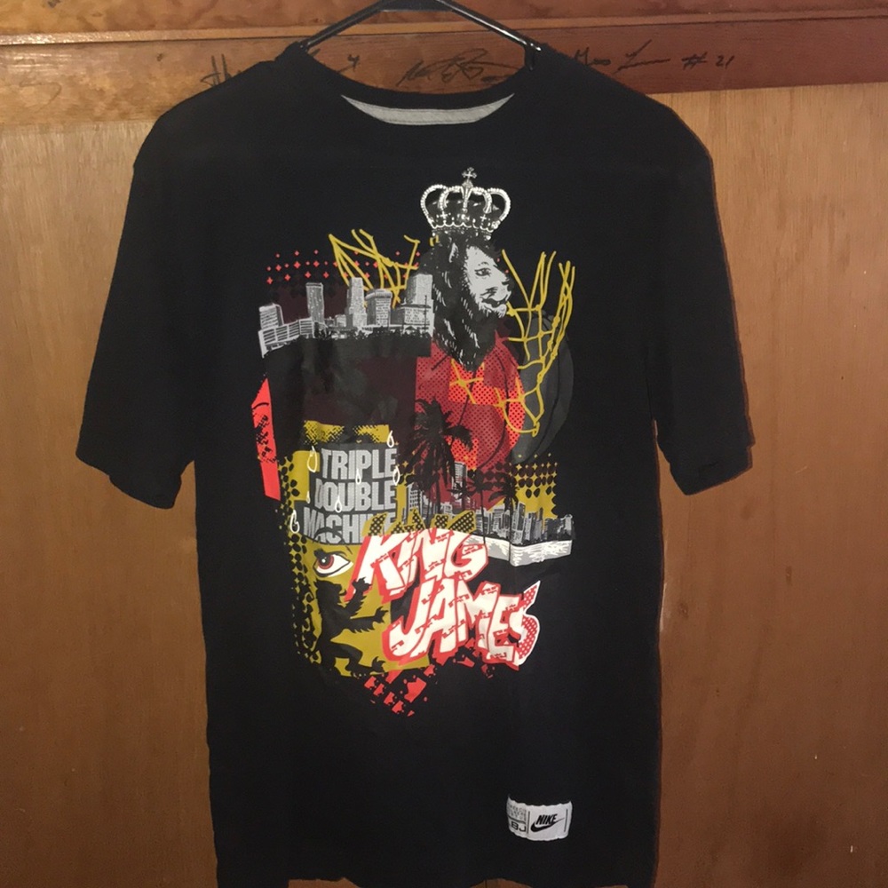 Nike T Shirt